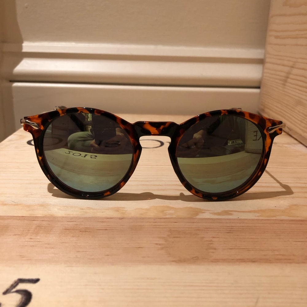 Mirrored Tortoise Shades